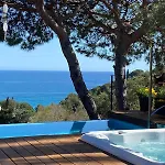 Primera Linea, Piscina, Jacuzzi Y Playa Privada Villa