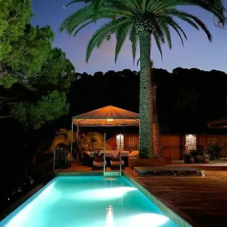 Primera Linea, Piscina, Jacuzzi Y Playa Privada Vila *