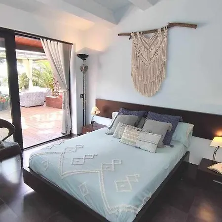 Primera Linea Piscina Jacuzzi Y Playa Privada *