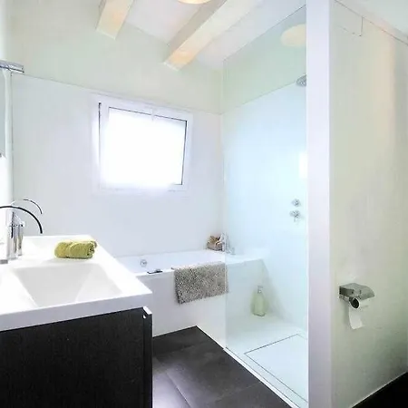Primera Linea Piscina Jacuzzi Y Playa Privada Villa *