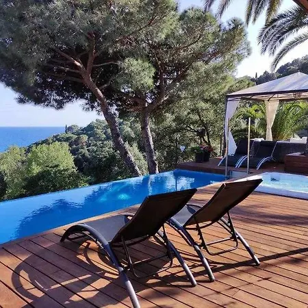 Primera Linea Piscina Jacuzzi Y Playa Privada Villa