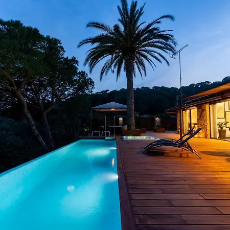 Primera Linea Piscina Jacuzzi Y Playa Privada