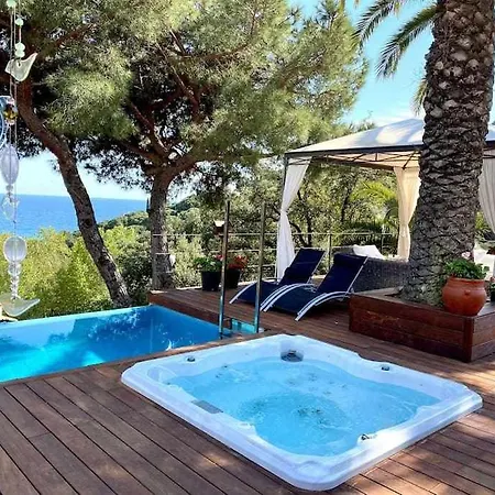 Primera Linea, Piscina, Jacuzzi Y Playa Privada * トッサ・デ・マール